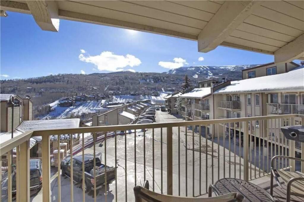 סנואומאס ווילג' Updated 3 Bedroom 2 Ba With Pool & Hot Tub - Stunning Mountain Views! מראה חיצוני תמונה